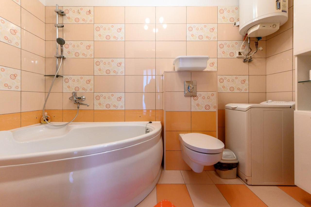 Happy Time Apartment Odesa Exterior photo